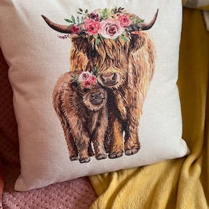 Floral Highland Cows Cushion, Highland Cow Cushion, Highland Cow ...