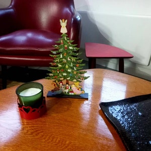 Christmas Tree - Wooden Mantle Ornament - Etsy Hong Kong