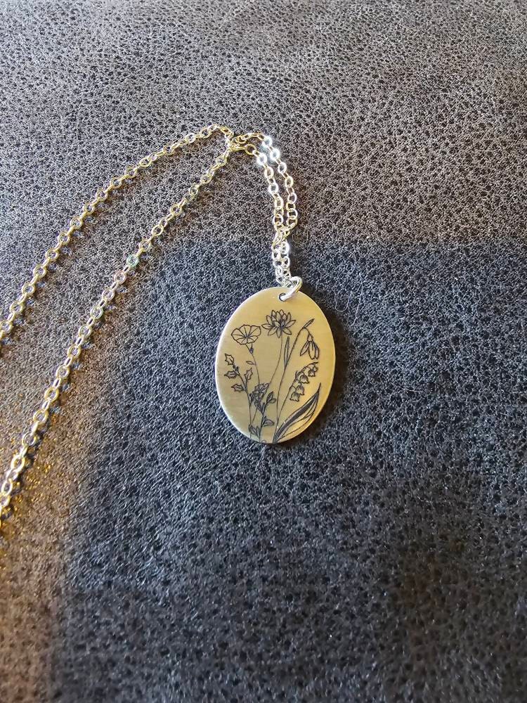Multi Birth Flower Necklace • Flower Necklace • Floral Pendant Necklace • Mother&#39;s Day Gift • Gift for Mom • Flower Birth Month Oval BFL