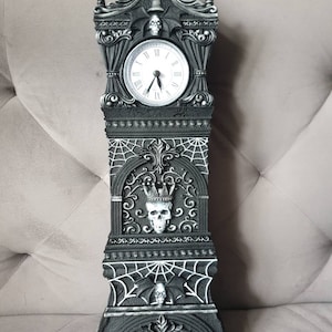 Alisa added a photo of their purchase