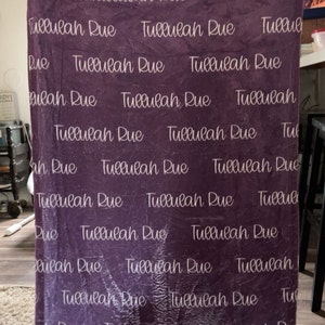 Givesmiles Custom Embroidered Mama Flower Colorful Cute Sweatshirt And Hoodie, Embroidered Sweatshirt For Mom, Embroidered Custom Kid Name On Sleeve With Initial Hearts, Christmas Hoodie, Gift For Mom