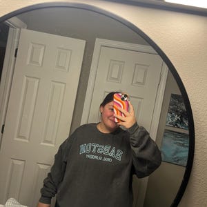 Kirstyn added a photo of their purchase