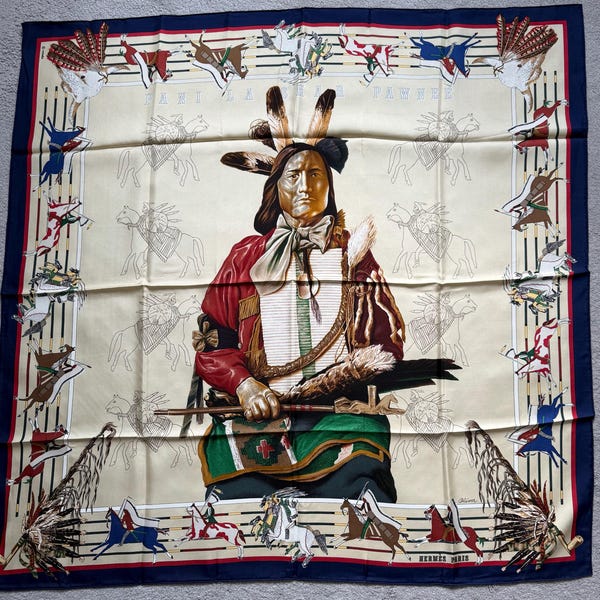 Foulard En Soie 100% Vintage - 90x90 Cm - Multicouleur - Pour Femme (Occasion, Bon état Général)