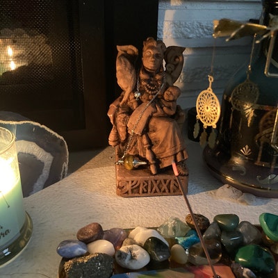 VINTAGE BRONZE MEDAILLON AN KETTE,50-ER (Gebraucht) in Biglen für CHF 6