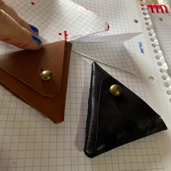 Leather Triangle Coin Pouch Pattern: Easy DIY Template (PDF & SVG) - Etsy
