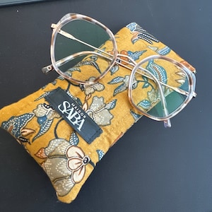 Coralie added a photo of their purchase