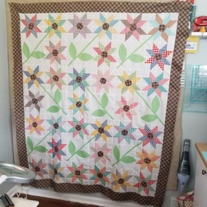 Fleur Noire the Plaid Plus Quilt Kit Pattern by Allie Perry - Etsy