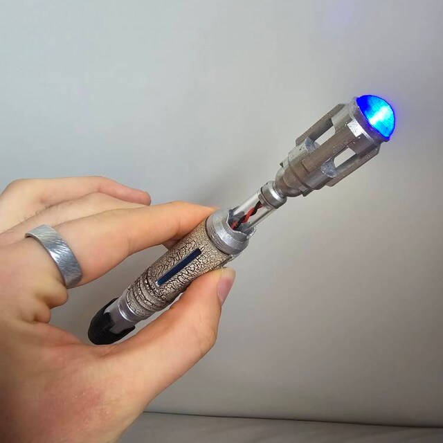 10代目ドクターのソニックドライバーのプロップレプリカ - ワイド
