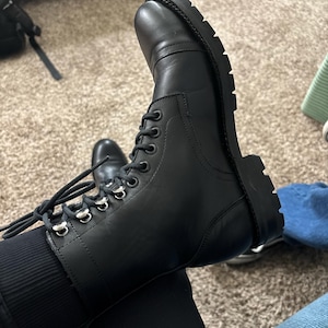 Deinonychusx added a photo of their purchase