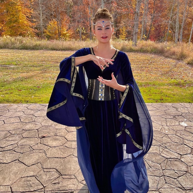 Elven Dress Turquoise Velvet Galadriel Gown With Corset & Mantle - Etsy Elven Dress Turquoise Velvet Galadriel Gown With Corset & Mantle - Etsy