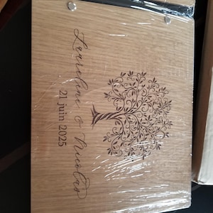 Laureline added a photo of their purchase