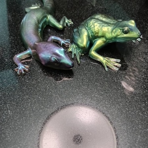 LET'S RESIN Silicone Resin Molds, Animal Resin Epoxy Molds Silicone with  Realistic Frog and Lizard Shapes, Silicone Molds for Epoxy Resin, Wall  Desktop, Cabinet…