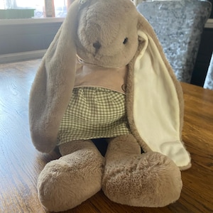 Meah added a photo of their purchase