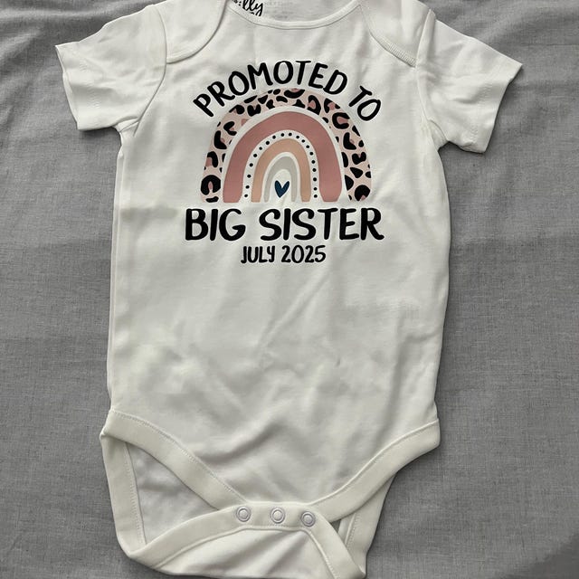 T-shirt Bimba 'Sto Per Diventare Una Sorella Maggiore' | Cotone 100% Stampa Floreale