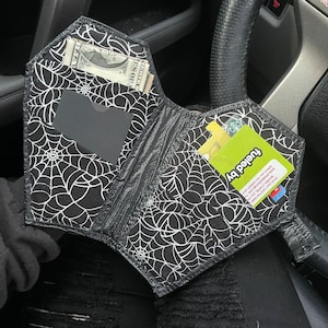 𖤐 added a photo of their purchase
