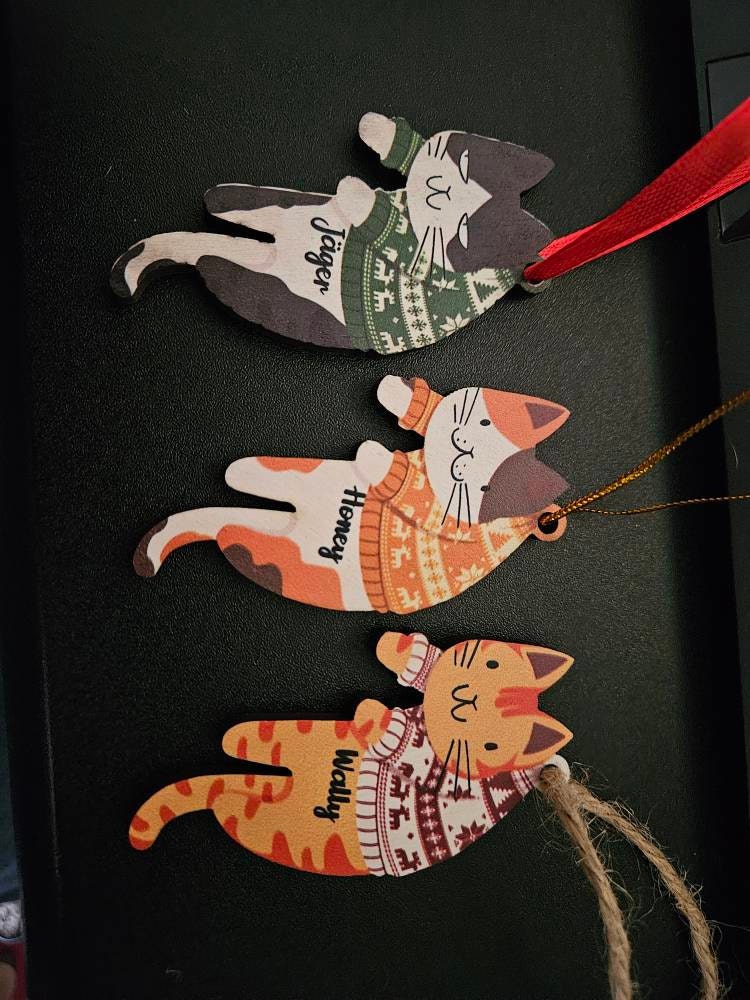 Personalized Cat Christmas Ornament, Funny Custom Cats Ornament, Christmas Gifts,Christmas Tree Ornament, Gift For Cat Lovers, Cat Mom Gifts
