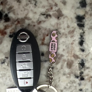Nelsy added a photo of their purchase
