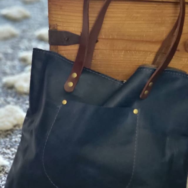 Love 41 clearance bucket bag