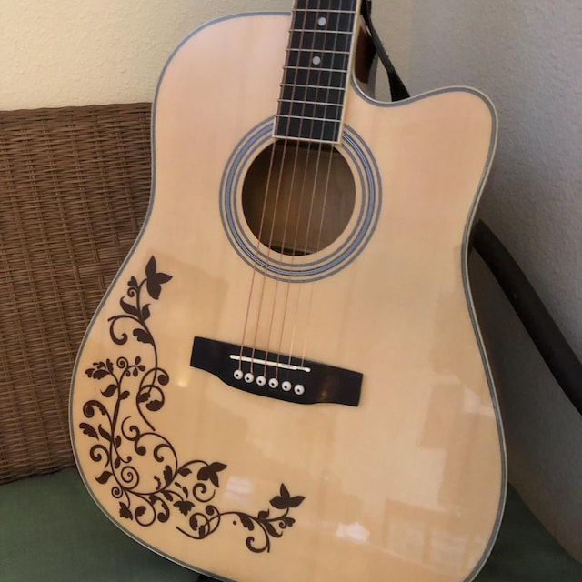 Adesivo In Vinile Vine Of Life Per Chitarra E Basso – Nero Opaco, Facile Da Applicare Su Superfici Lisce
