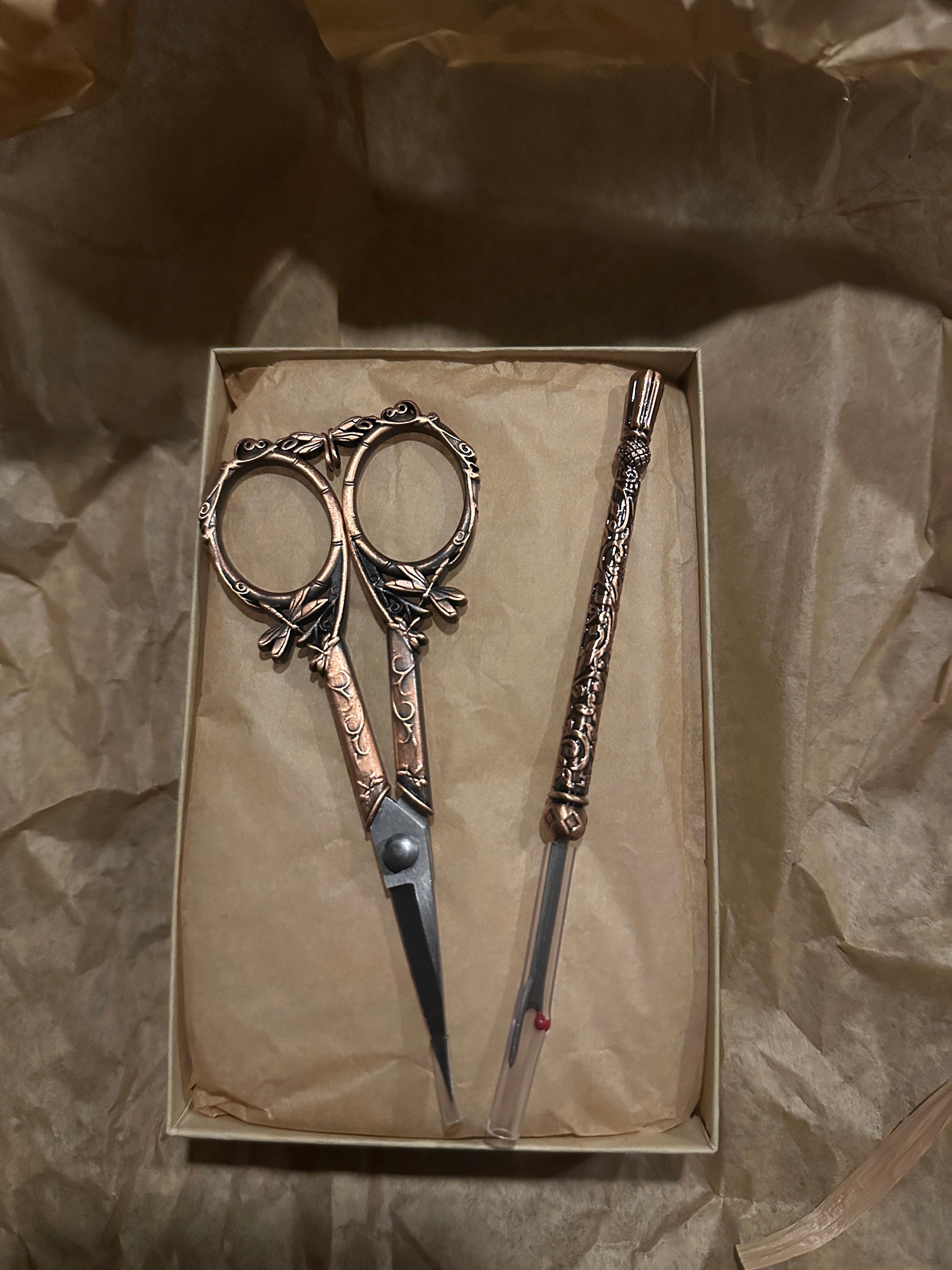 Dragonfly Embroidery Scissors • Unique Garden Theme Quilting Scissors in Vintage Copper or Silver Finish • Quilting Gift or Embroidery Gift