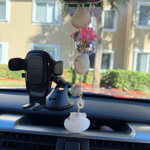 Romina added a photo of their purchase