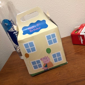 Peppa Pig House Favor Box - Custom Embellished Design – Funfetti