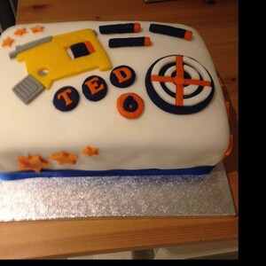 Fait A La Main Comestible Nerf Cake Topper Anniversaire Etsy Fait A La Main Comestible Nerf Cake Topper Anniversaire Etsy