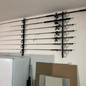 Rurunklee Porta mulinello da pesca, supporto per mulinello per canna da pesca fai da te, supporto universale per ruota per canna da pesca e si estende per mulinello multifunzione Rurunklee Porta mulinello da pesca, supporto per mulinello per canna da pesca fai da te, supporto universale per ruota per canna da pesca e si estende per mulinello multifunzione