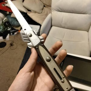 The Last of Us 2』エリー用折りたたみ小道具ナイフ。合板製。コスプレ