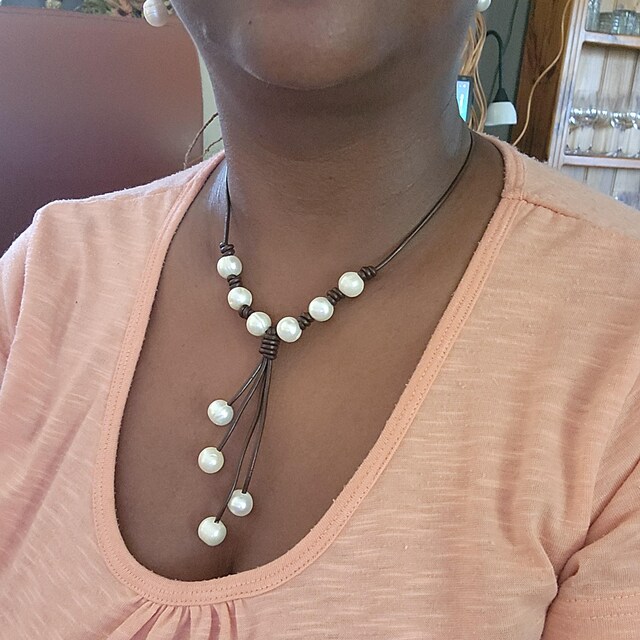 ★PEARLY MORE★ True drop leather necklace Big White Pearl Leather Drop Necklace,pearl and Leather