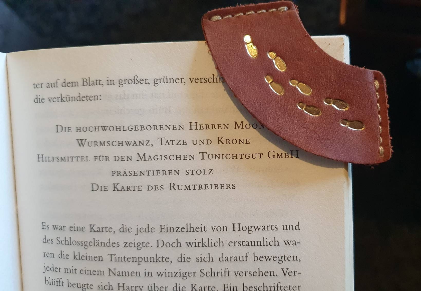 Leather bookmark,Personalized Leather Bookmark,Book Lover bookmark,Bookworm, Bookmark For Readers,Custom bookmark, corner bookmark