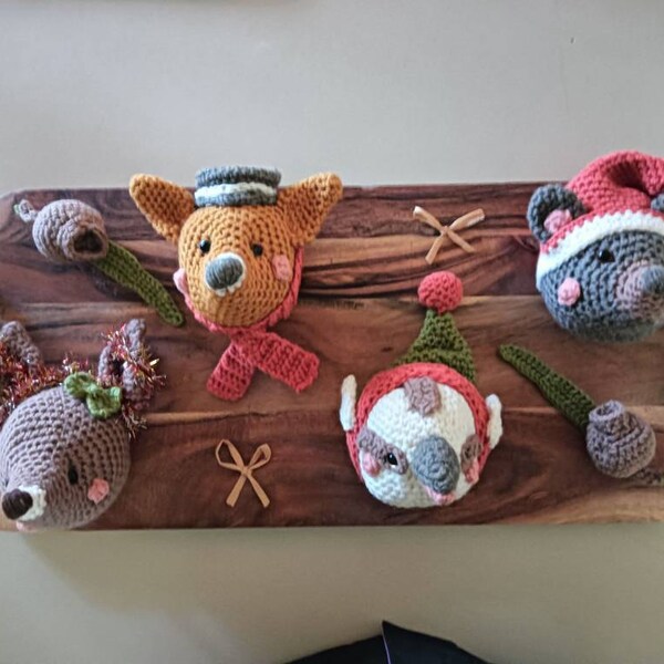 Gumnut and Leaves Crochet Pattern, Crochet Leaf Pattern, Gumnut Crochet ...