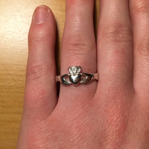 Glencara sale claddagh rings