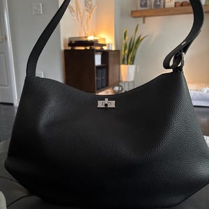 Vanessa added a photo of their purchase