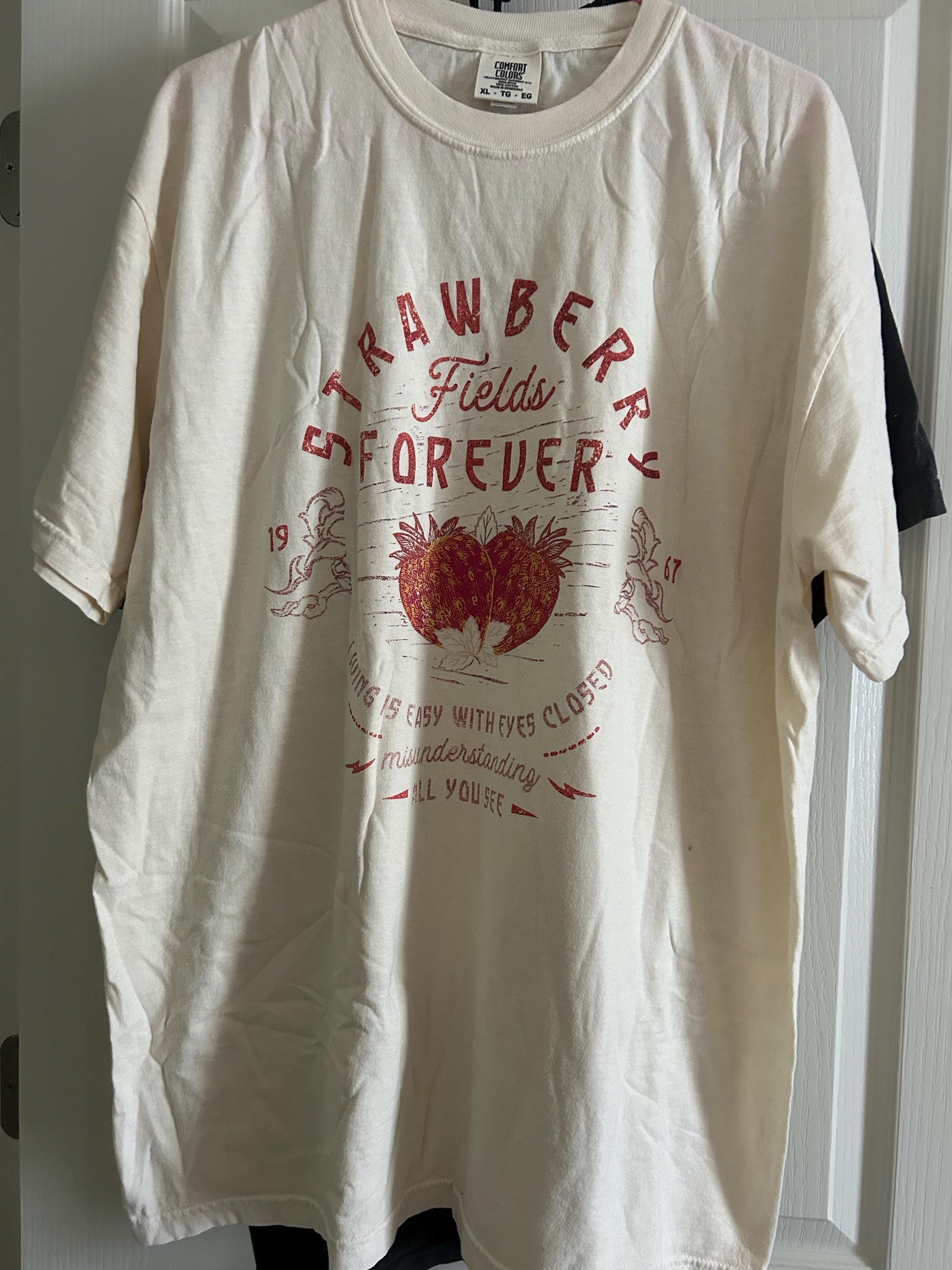 Old School Band Tee, Vintage Retro Band Tee, Beatle Strawberry Fields Rock Band Tee, Oversized Trendy Shirts, Comfort Colors® Band Shirt