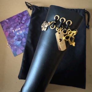 Su-Lin added a photo of their purchase