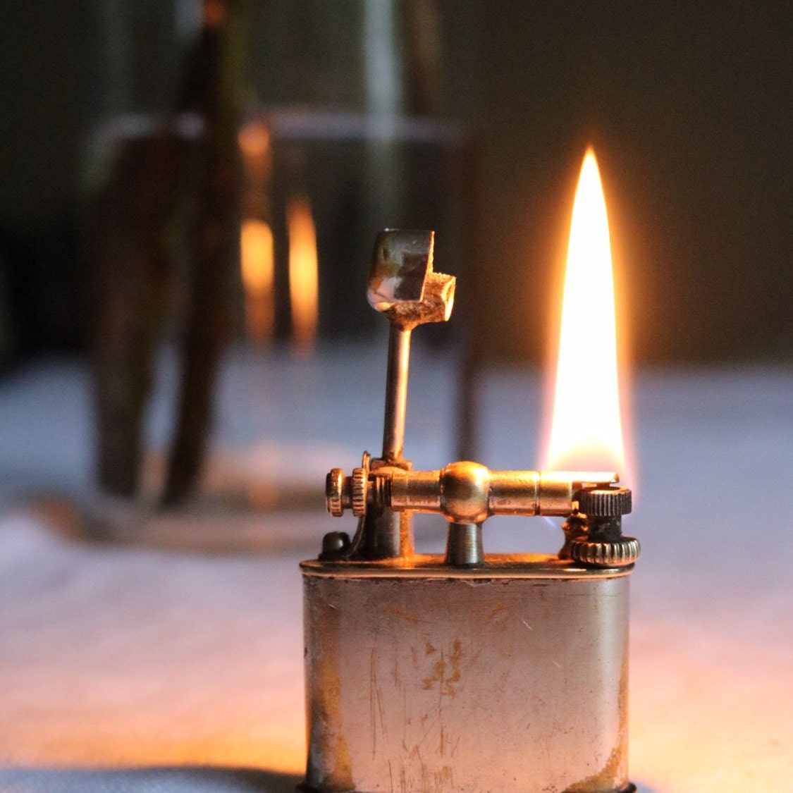 LIFT ARM LIGHTER 1950s Unmarked Small Mini Lift Arm 1940s Lighter