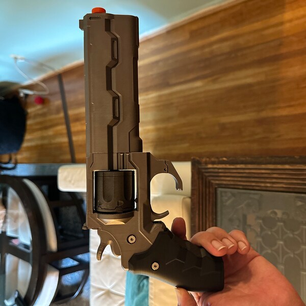 Set of 14 Hand Painted in Rust Effect Dice/bolter Rounds With Box. 3D ...