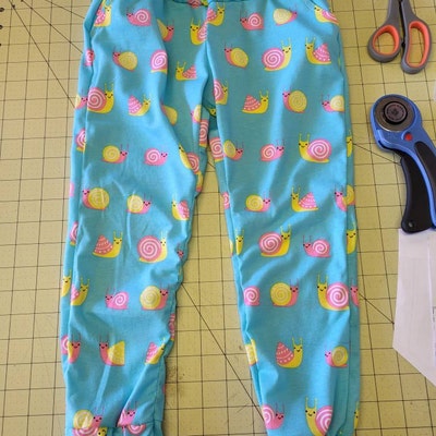 Classic and Capri Joggers Pants Sewing Pattern PDF - Etsy