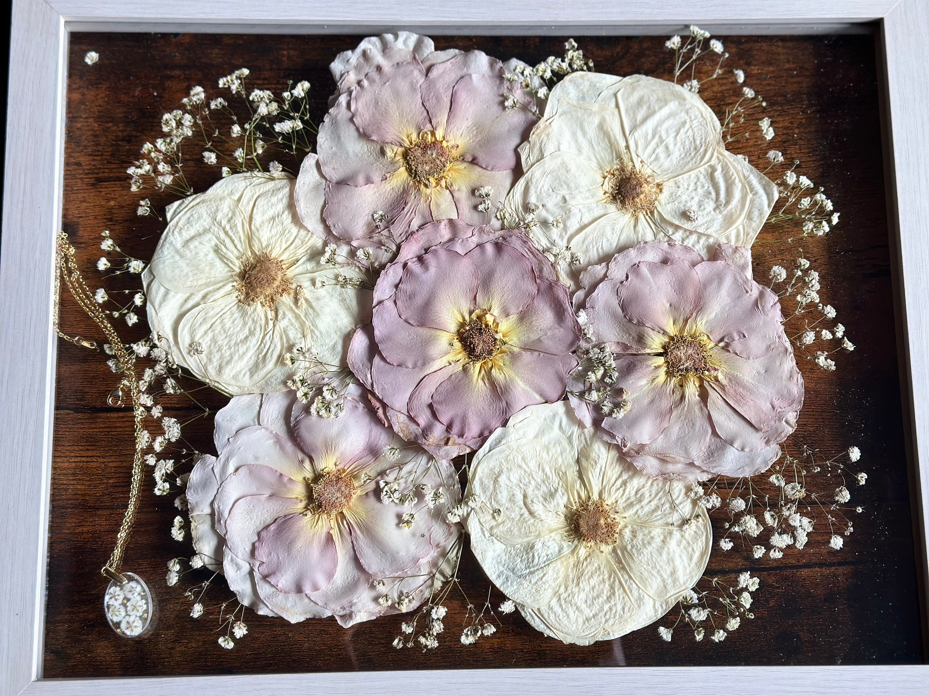 Preserved flowers from Mayra's etsy review