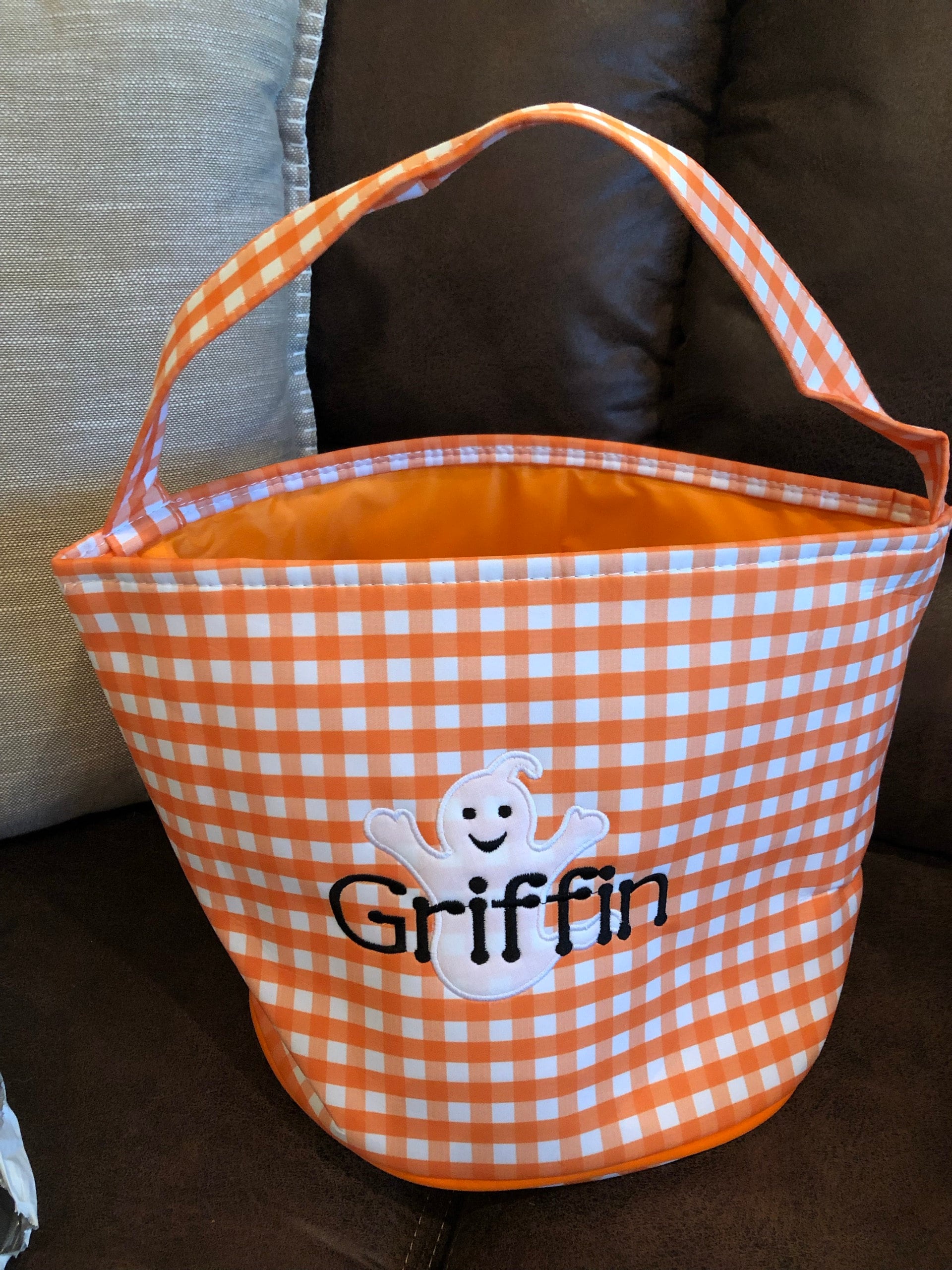 Trick or treat bag, Trick-or-treat bucket,  Halloween Bucket, Personalized, Halloween Basket, monogram, trick-or-treat, Halloween bag