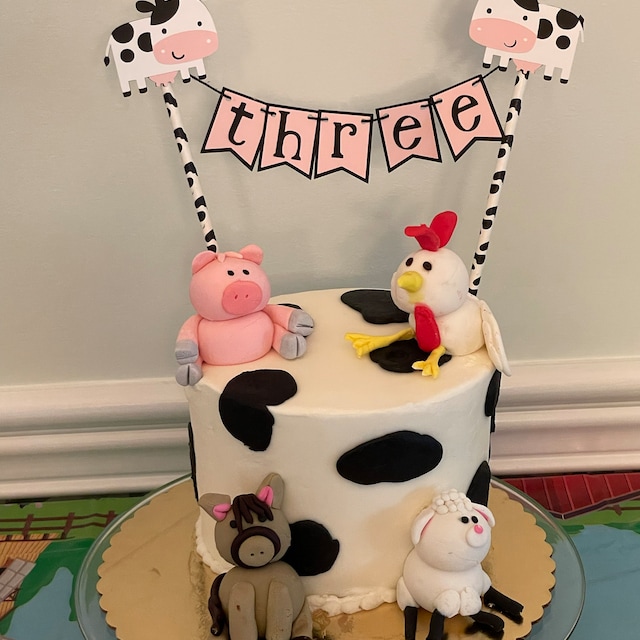 Cow Bunting Cake Topper / Barnyard Smash Cake Topper / Cow 