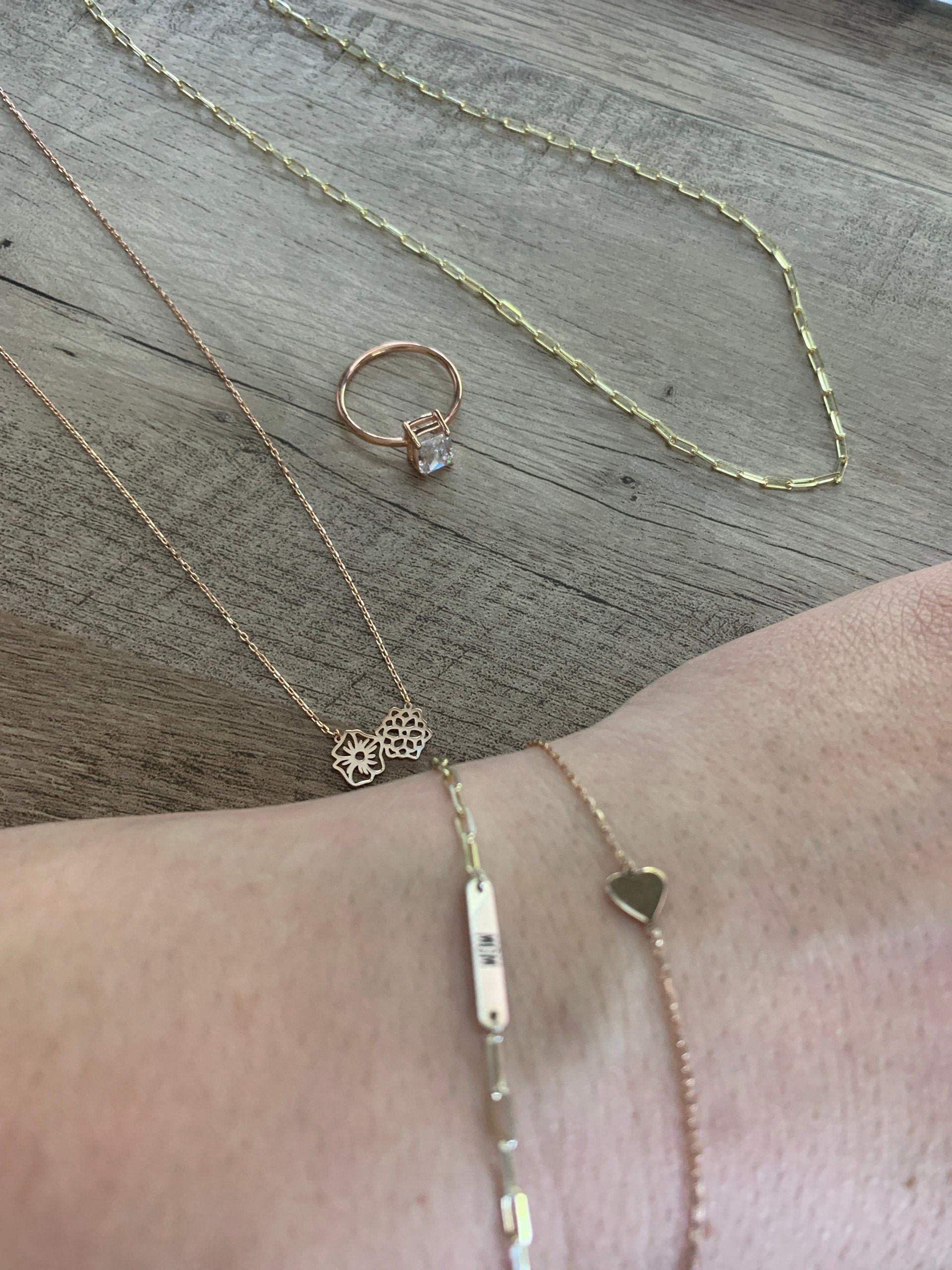 Dainty Birth flower Necklace , 14K Gold Birth Flower Bouquet Necklace, Personalized Gift, Birth flower Family Gift, Mothers day gifts