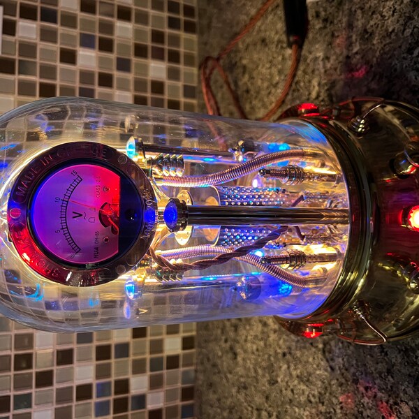 Machine Steampunk En Laiton Et Cuir - Valve à Gaz Vintage - Artisanat Déco Atelier
