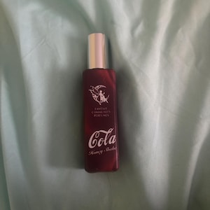 Mikayla added a photo of their purchase