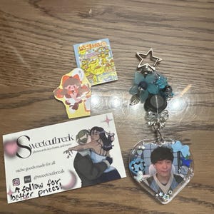 Lindsay added a photo of their purchase