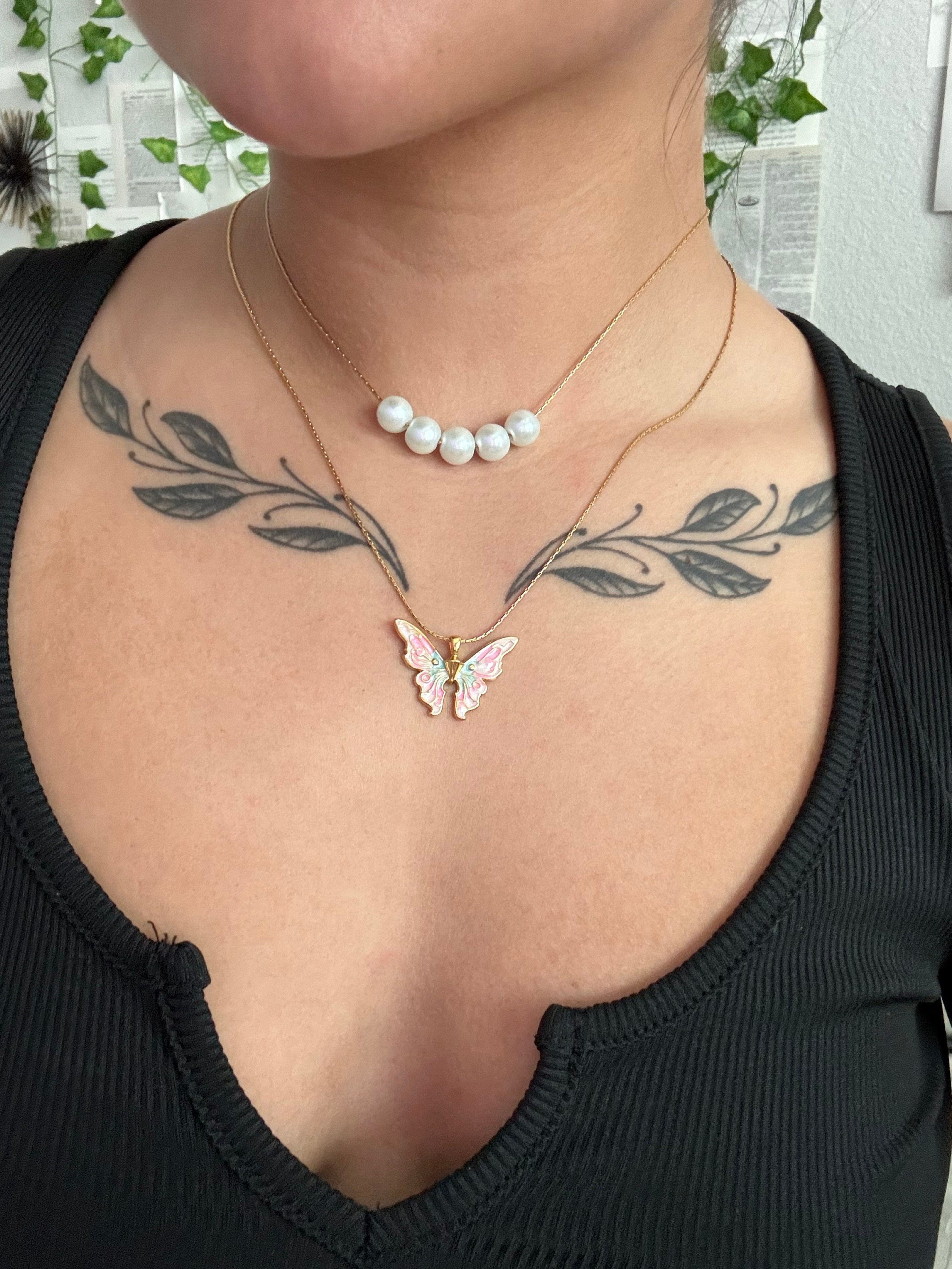 Butterfly Necklace for Fairy Girls, Magical Butterfly Necklace-5 Pearl Necklace- Mariposa Necklace