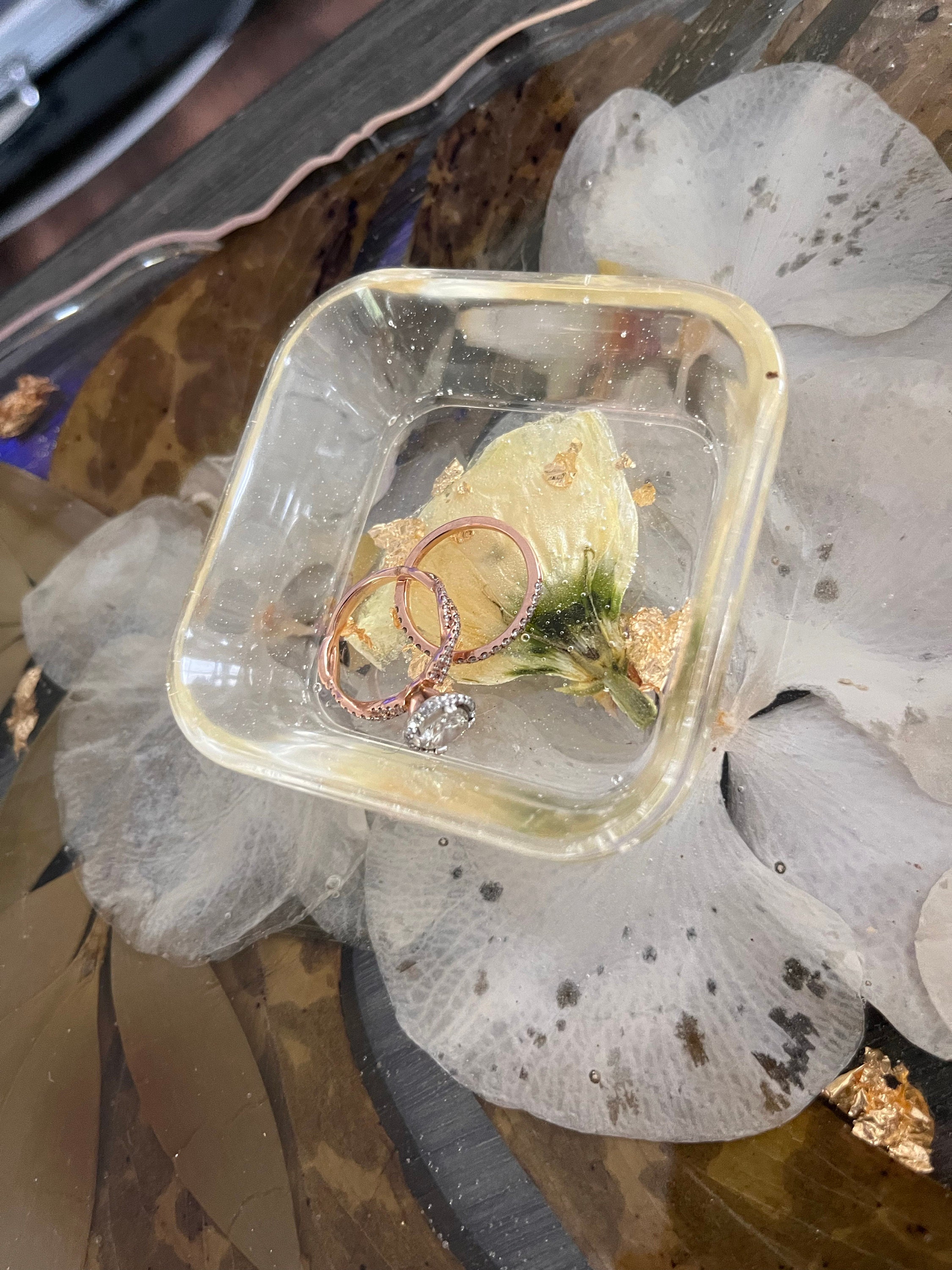 Preserved flowers from Rikki's etsy review