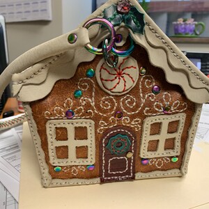 Victoria added a photo of their purchase