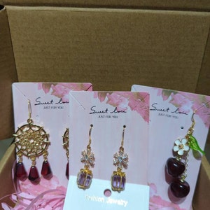 Kayleigh added a photo of their purchase
